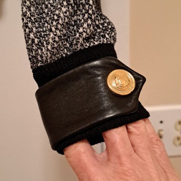 St John Collection Marie Grey Vintage Knit Short Jacket Leather trim sz S - Picture 5 of 13